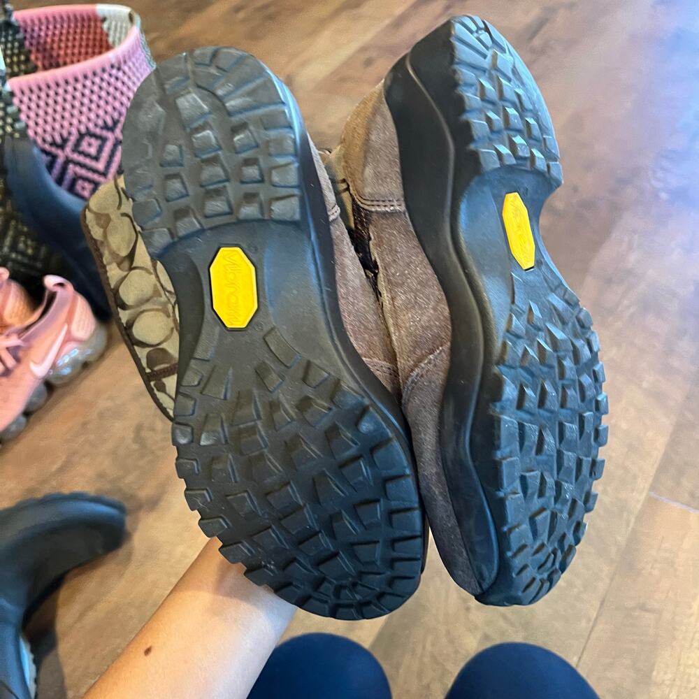 Coach Canvas and Suede Winter Snow Brown Boots Size 5.5 - Picture 4 of 6